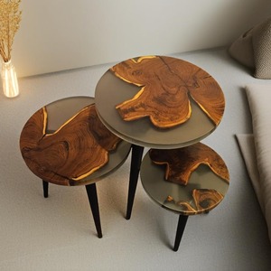 Juego de 3 mesas nido personalizadas – Madera de teca con acabado de resina gris tintada y brillo de faizacraft - Product Image 2