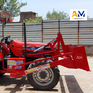 Matériel et équipement agricoles : Accessoire niveleur en acier doux pour tracteur, 7 pieds 9 pouces, 600 kg, hydraulique, pour nivellement de terrain, 40+ CV - Product Image 1