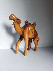 Grande décoration de table en bois en forme de chameau pour hall d'hôtel, décoration de mariage et présentoir de cadeaux haut de gamme - Product Image 2