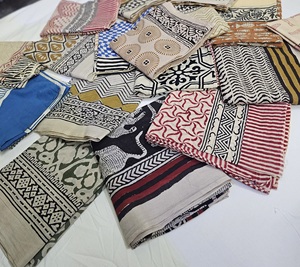 Paréo Sarong en Coton Fait Main Imprimé Bagaru, Vêtement de Plage Bohème, Vente en Gros, Cache-Maillot de Bain Bohème Multi-Designs à Impression au Bloc - Product Image 4