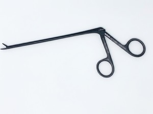 Micro Pinza Quirúrgica Pituitaria de 2mm con Dientes de Acero Inoxidable para Extracción Precisa de Huesos, Clase I Hospitalaria, Reutilizable - Product Image 4