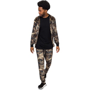Fabricant Ensemble survêtement 3D unisexe en polaire technique d'hiver personnalisé Pantalon de survêtement à capuche en polyester de haute qualité et respirant par sublimation - Product Image 2