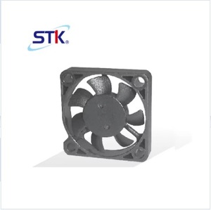 ADDA AD3050DX-K70(TX) 30*30*6 มม. 5V พัดลมระบายความร้อนพลาสติกแบบลูกปืนไฟฟ้ากระแสตรง - Product Image 1