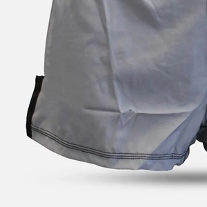 Shorts mi-longs en toile écologiques personnalisés pour hommes, motif uni, logo imprimé, pour la gym, la course, la natation, la plage, service OEM - Product Image 5