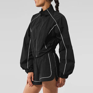 Vente flash : Ensemble de survêtement court deux pièces pour femme, 100% coton, brodé, avec veste coupe-vent zippée - Product Image 5