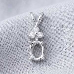 Pendentif ovale en argent sterling 925 massif avec serti à 3 pierres, design couronne, support vierge pour pierres précieuses, bijoux personnalisés en gros - Product Image 1