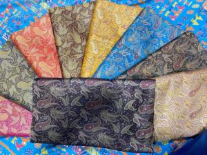 Tela de Seda Jacquard Brocada Ecológica y Orgánica de Peso Medio para Vestidos, Saris, Blusas, Lehengas y Manualidades para Mujer - Product Image 6