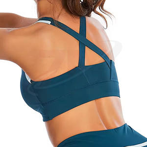 Conjunto Deportivo de Secado Rápido, Shorts Elásticos, Conjunto de Gimnasio Sólido y Transpirable de 2 Piezas, Conjunto de Shorts Deportivos y Top Deportivo para Yoga, para Mujer - Product Image 4