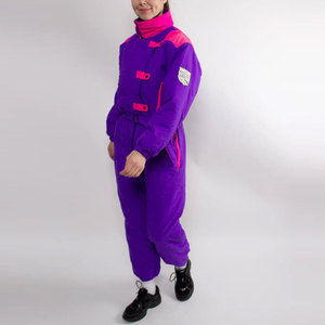 Chaqueta de Esquí con Capucha para Mujer, Diseño Personalizado en Color de Contraste, Precio Económico en Venta en Línea, Traje Deportivo Softshell Impermeable 10,000mm - Product Image 4