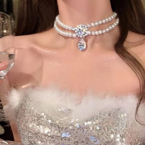 Elegante Collana di Perle a Goccia in Lega con Cristalli, Gioiello Regalo per Eventi Romantici Serale - Product Image 3