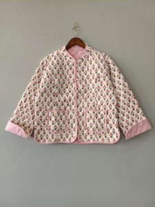 Ropa de Mujer con Estampado Artesanal: Chaqueta de Algodón Natural - Product Image 1
