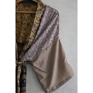 Robe de nuit longue pour femme, style kimono, en soie bohème moderne, grande taille, respirante, pour l'automne, avec motif floral - Product Image 4