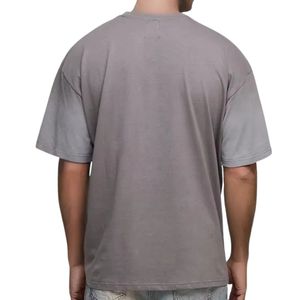 เสื้อยืดแขนสั้นทรงหลวมสีเทาอ่อน - ผ้าฝ้ายคุณภาพพรีเมียม นุ่ม ระบายอากาศได้ดี สวมใส่สบายในฤดูร้อน - Product Image 2