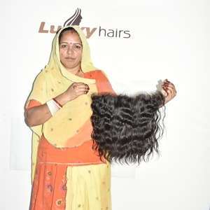 Cheveux humains indiens bruts de couleur naturelle noire de qualité supérieure, tissage vierge ondulé HD frontal, double trame, extension non traitée - Product Image 2
