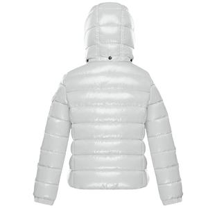 Chaqueta acolchada con capucha para mujer, 100% de alta calidad, ligera, de manga larga, con cremallera completa, resistente al agua y plegable. - Product Image 2