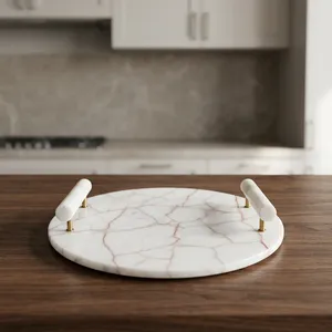 Plateau de service rond en marbre blanc et rose fait main avec poignées en métal doré, idéal pour la table basse, la cuisine, la présentation, les cadeaux et la décoration intérieure - Product Image 3