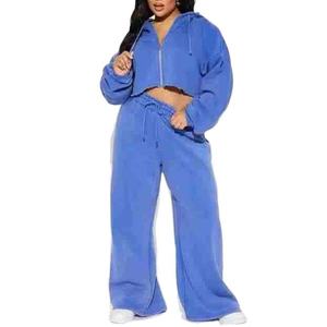 Ensemble de survêtements d'hiver personnalisés Crescent Wear pour femmes, en molleton de coton épais 320 GSM, comprenant un sweat à capuche et un pantalon de survêtement, 2 pièces - Product Image 2