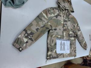 Fabricante de Trajes Deportivos Reflectantes 3M de Poliéster Personalizados, Chaqueta Cortavientos Ligera de Gran Tamaño, Traje Deportivo Holgado de Nailon Impermeable - Product Image 2