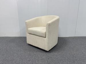 Silla con motivos modernos contemporáneos Diseño ecológico Patas de madera natural Máxima comodidad para sala de estar Uso en hoteles Hecho en Vietnam - Product Image 3