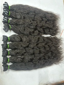 Extensiones de Cabello Humano Rizado Jerry de Lujo en Oferta, Cabello Virgen de Doble Trama, Voluminoso y Grueso, Disponible para la Venta - Product Image 3
