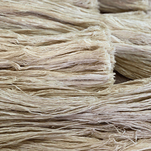 Hecho en Vietnam, Venta Caliente, Calidad Premium, Mejor Precio, Fibra de Hoja de Piña de Grado Textil, Empaque Personalizado - Product Image 1