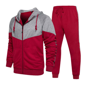 Conjunto Deportivo 2026 Hecho en Sialkot, Pakistán, Cómodo, Transpirable, Corte Regular, 100% Algodón, Ecológico, Servicio OEM, Top Deportivo - Product Image 1