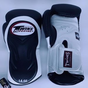 Gants de kick-boxing TWINS personnalisables de haute qualité, en cuir de vachette pleine fleur, rembourrage épais, respirants RL-BG-174 - Product Image 1