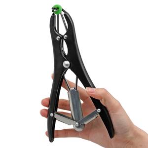 เครื่องมือผูกอัณฑะสัตว์แบบปรับได้ ทำจากพลาสติก รุ่น CRA PLASTIC 02 สำหรับปศุสัตว์ เช่น แพะ วัว แกะ ใช้ซ้ำได้ - Product Image 2