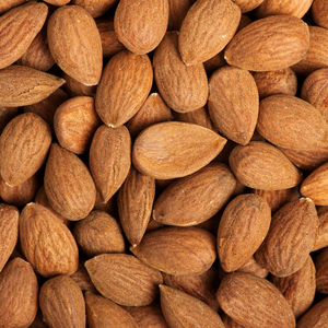 Amandes séchées 100% pures en vrac pour l'exportation, destinées aux boulangeries, aux acheteurs de snacks et aux commerçants d'ingrédients alimentaires sains - Product Image 4