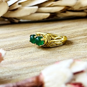 Bague en Onyx Vert Tendance, Bijoux Bohèmes en Laiton pour Femme, Plaqué Or 18 carats, Bague Ondulée Tribale à Double Pierre pour Vente en Gros/OEM/ODM - Product Image 4