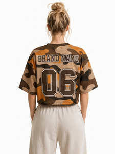 Maillot de football américain entièrement personnalisé en maille sublimée camouflage, col en V respirant, coupe courte, fabricant OEM - Product Image 2