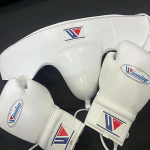 Ensemble de boxe personnalisable en PVC/PC pour l'entraînement aux arts martiaux MMA Sanda avec protection des poignets et de la tête à lacets - Product Image 4