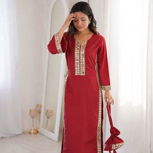 Dernière collection de Salwar Kameez en soie lourde de créateur avec travail de dentelle miroir, collection en soie pure, prix de gros - Product Image 1