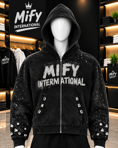 Sweat à capuche noir vintage pour homme avec fermeture éclair, strass et logo brodé effet vieilli, design streetwear - Product Image 1