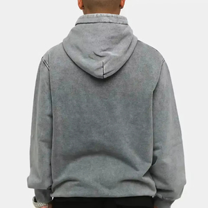 เสื้อฮู้ดดี้โอเวอร์ไซส์ สตรีทแวร์ผู้ชาย สีซีดแบบวินเทจ ซักล้างแล้ว บริการ OEM มีกระเป๋าและเชือกผูก พร้อมอุปกรณ์ครบชุด - Product Image 4