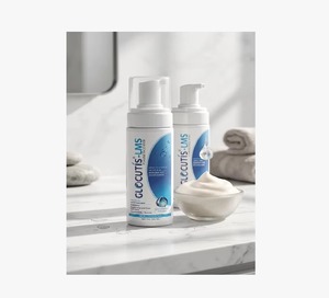 Glocutis S-LMS Nettoyant Visage Moussant 100ml Acide Lactique, Mandélique et Salicylique Contrôle de l'Acné Exfoliant Éclaircissant pH Équilibré Soin de la Peau - Product Image 1