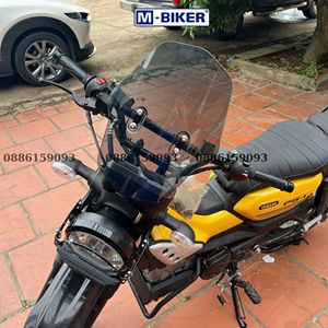 Pare-brise de moto M-Biker Yamaha PG-1, accessoires de moto - Product Image 1