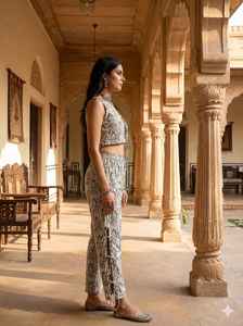 Ensemble 2 pièces festif en coton imprimé indien : Crop Top et Pantalon Palazzo à jambes larges pour femme – Tenue ethnique bohème d'été tendance - Product Image 6