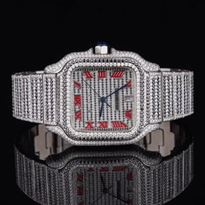 นาฬิกาหรูหราประดับเพชรโมอิสซาไนต์ VVS หน้าปัดสีแดงแบบโรมัน ขอบสีดำ ตัวเรือนทรงเหลี่ยม สายสตีล สำหรับผู้ชาย - Product Image 1