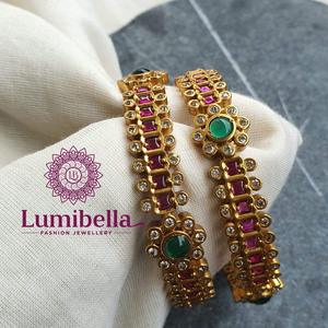 Fine Bangles Kempu 2x4 - Product Image 1
