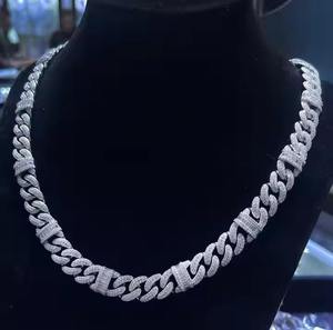 Collier de luxe en maille cubaine glacée, plaqué or rose, inspiré de la moissanite, chaîne statement, cadeau unisexe pour mariage et fiançailles - Product Image 3