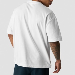 Camiseta Blanca de Manga Corta para Hombre, 100% Algodón Jersey, Corte Regular, Cuello Redondo, Color Sólido, Impresión de Logotipo Personalizado en la Parte Delantera, Casual, OEM - Product Image 3