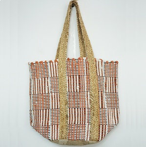 Sac fourre-tout en jute rayé bohème pour femme TYNTRA, avec perles croisées, bandoulière ouverte, taille personnalisable, pour usage quotidien, sac de plage d'été - Product Image 3