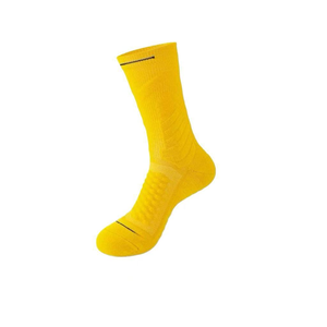 Chaussettes de football unies noires pour hommes et rouges pour femmes, en stock, à bas prix - Product Image 1