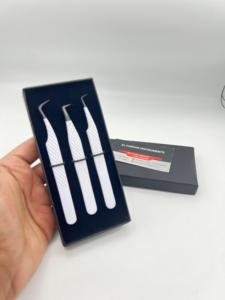 Pinces à extensions de cils, couleur blanc mat, pointe en plasma noire, acier inoxydable japonais, logo personnalisé, boîtes en carton, durables et de précision - Product Image 1