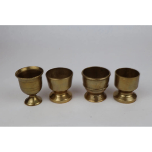Taza y Platillo de Latón Pulido con Figura Religiosa, Diseño Personalizable para Decoración del Hogar, Estilo Vintage Real Antiguo - Product Image 4