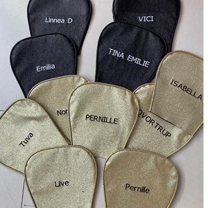 Mochila Deportiva Impermeable Premium con Lentejuelas Doradas para Animadoras, con Parches Bordados, Bolsillos Laterales de Malla, Personalizable para Equipos, Venta al Por Mayor OEM - Product Image 3