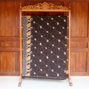 Handcrafted Indonesian Hand Drawn Batik Tulis 100% Cotton Fabric Traditional Javanese Dark Brown Premium Eco-Friendly Bag - Product Image 2