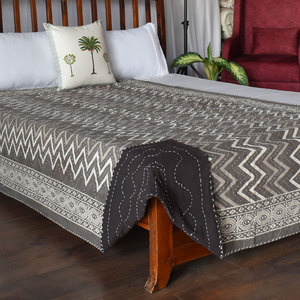 Hand Block Printed Cotton Kantha Twin <b>Quilt</b> Throw 150x220 cm Hand Embroidered Indian Kantha <b>Bedspread</b> Handmade Textile Wholesale - Product Image 4