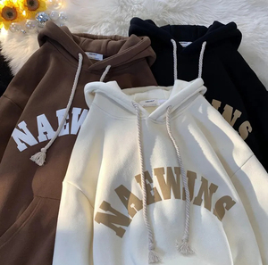 เสื้อฮู้ดพิมพ์ลายพัฟฟ์แฟชั่นผู้ชาย แขนยาว มีกระเป๋าจิงโจ้ สไตล์ลำลองแนวสตรีท - Product Image 2